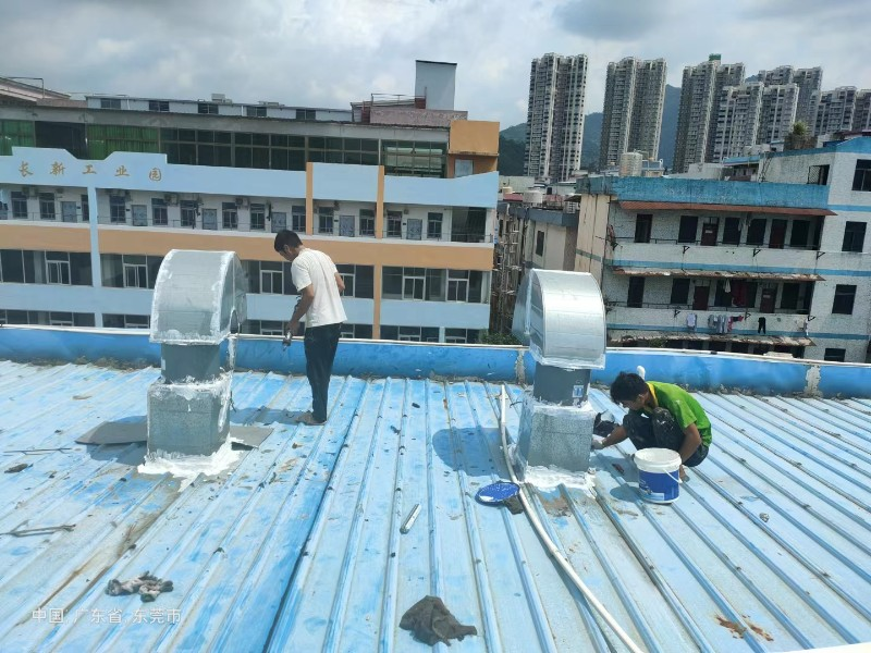 封丘钢结构屋面涂料维修方法